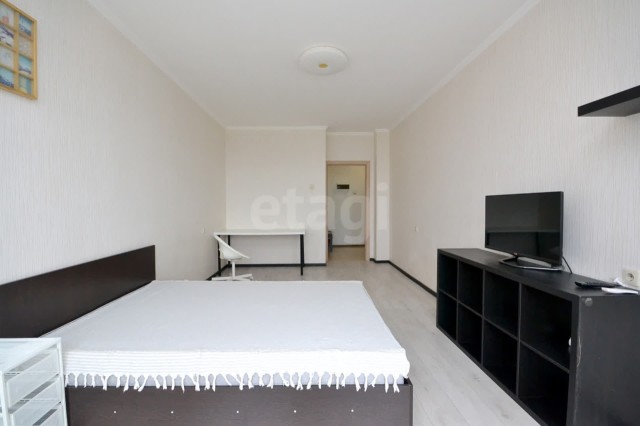 1 комн., 42 м², Монолитно-каркасный, 103 квартал (Ростелеком) 10