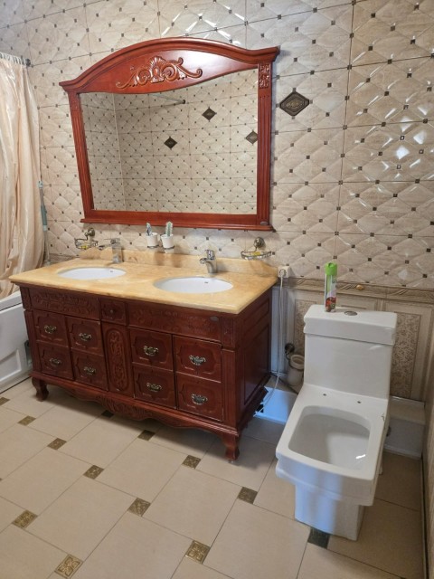 4 комн., 120 м², Блочный, 203 мкрн. 9