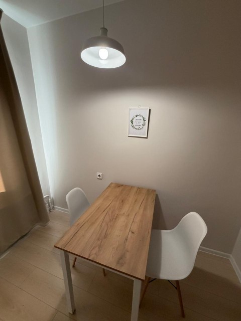 1 комн., 38 м², Монолитно-каркасный, Областная больница, рынок "Манньыаттаах" 3