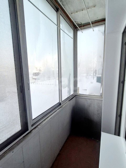 1 комн., 30 м², Блочный, Другие районы 8