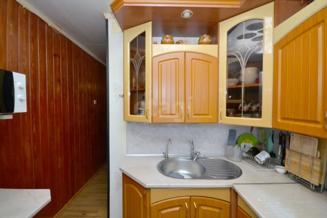 2 комн., 42 м², Хрущевка, Центр - район пл. Орджоникидзе 10