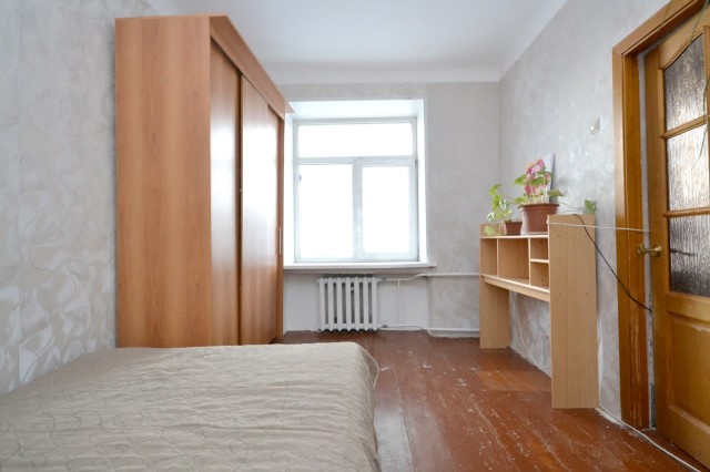 2 комн., 55 м², Хрущевка, Центр - район пл. Орджоникидзе 10