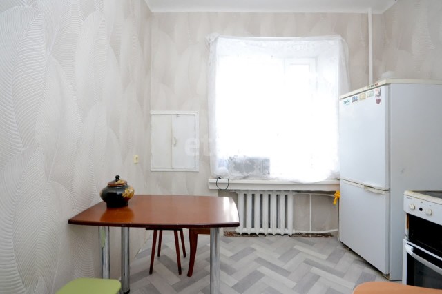 2 комн., 55 м², Хрущевка, Центр - район пл. Орджоникидзе 6