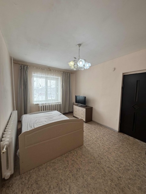 3 комн., 60 м², Блочный, 17 квартал 6