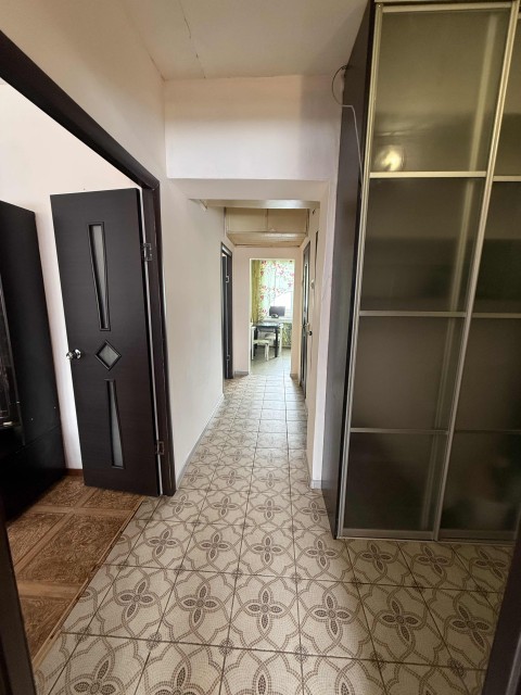 3 комн., 60 м², Блочный, 17 квартал 3