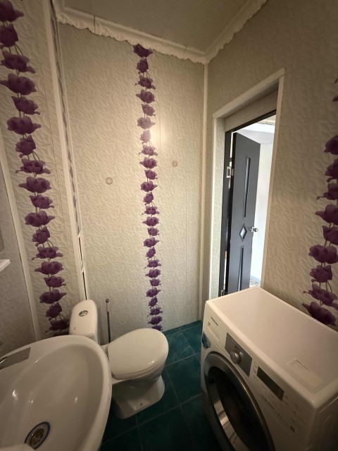 3 комн., 60 м², Блочный, 17 квартал 9