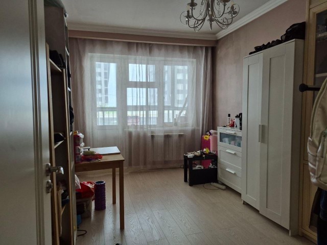 3 комн., Монолитно-каркасный, 203 мкрн. 3