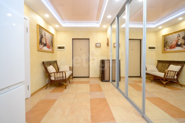 3 комн., 105 м², Монолитно-каркасный, 203 мкрн. 13