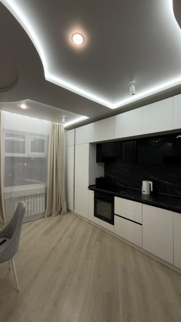 2 комн., Монолитно-каркасный, Глазная больница