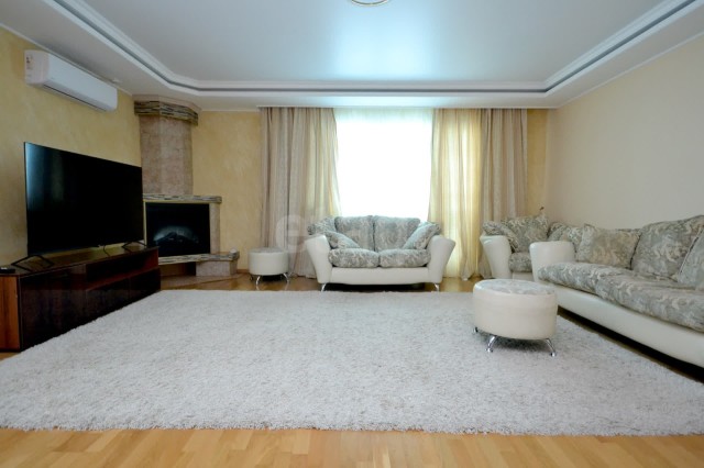 3 комн., 105 м², Монолитно-каркасный, 203 мкрн. 3