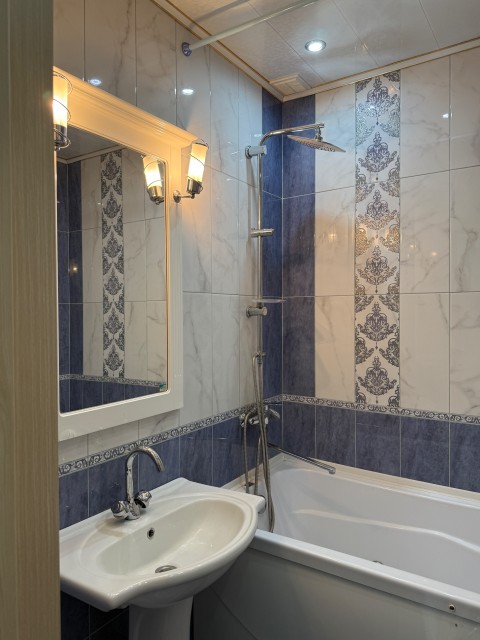 2 комн., 60 м², Монолитно-каркасный, 103 квартал (Ростелеком) 10