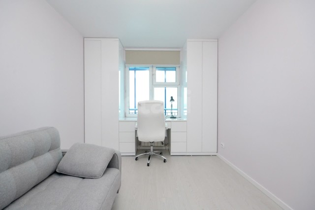 3 комн., 105 м², Монолитно-каркасный, 203 мкрн. 8