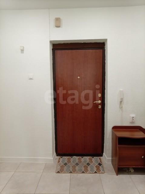 1 комн., 39 м², Монолитно-каркасный, Центр - район пл. Дружбы 10