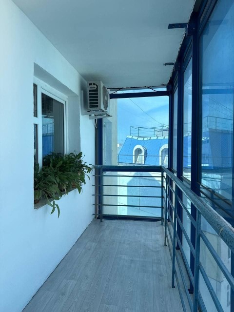 1 комн., 43 м², Монолитно-каркасный, Сахацирк 12