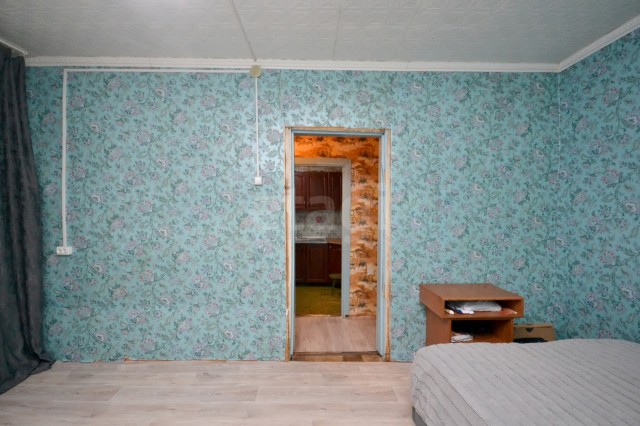 3 комн., 52 м², Дерев. ч/б, Сайсары 8