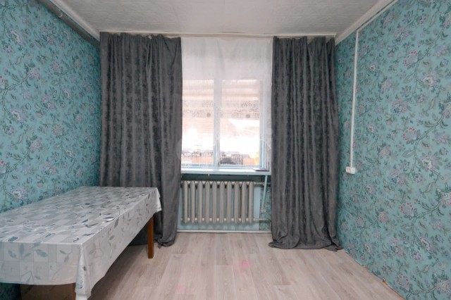 3 комн., 52 м², Дерев. ч/б, Сайсары 7