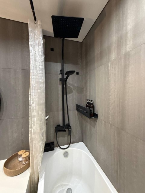 1 комн., 43 м², Монолитно-каркасный, Сахацирк 11