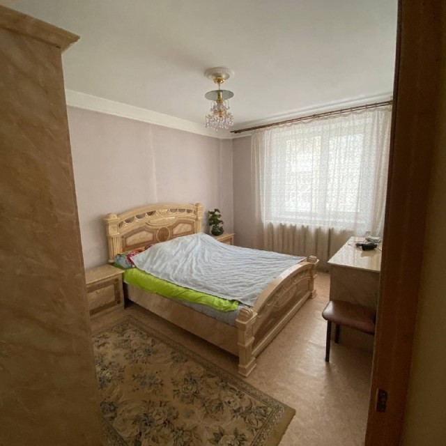 4 комн., 70 м², КПД, Апельсин 9