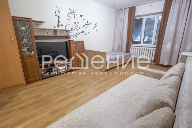 1 комн., 42 м², Инд. планировка, Глазная больница 8