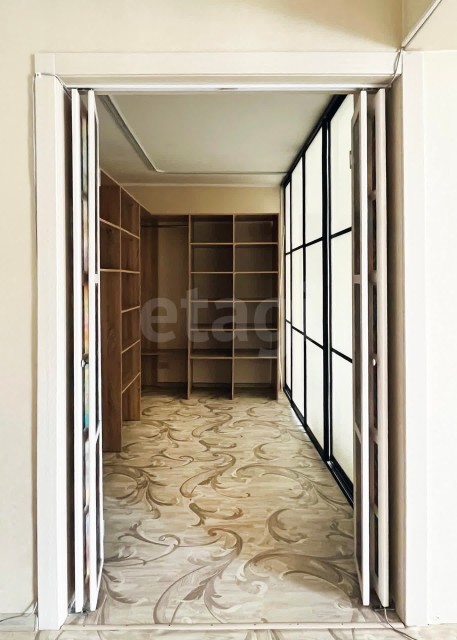 2 комн., 46 м², Инд. планировка, Дом быта 8