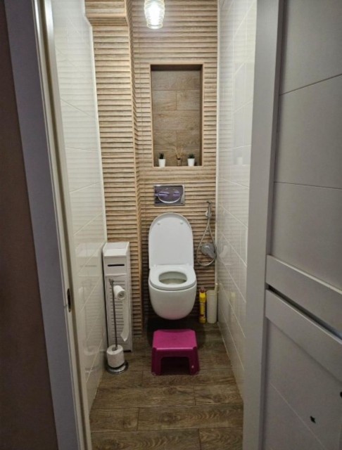 3 комн., Монолитно-каркасный, Автовокзал 8