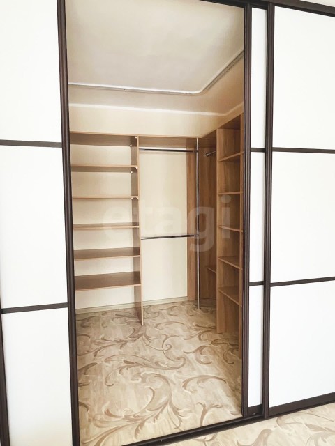 2 комн., 46 м², Инд. планировка, Дом быта 15