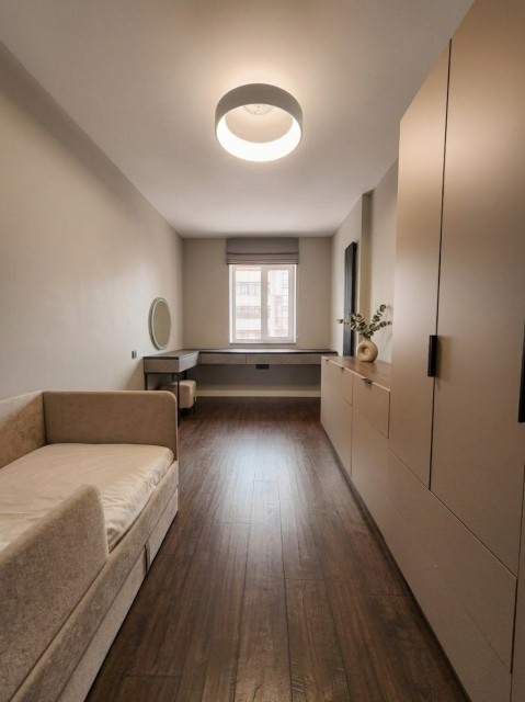 3 комн., Блочный, Центр - район пл. Орджоникидзе 7