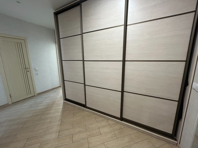 2 комн., 45 м², Монолитно-каркасный, Площадь Победы 6