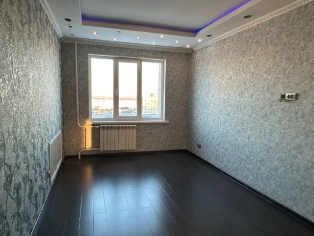 2 комн., 68 м², Монолитно-каркасный, Площадь Победы 12