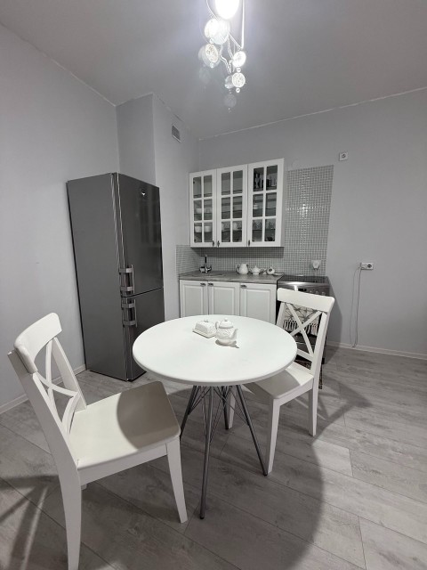 Студия, 35 м², Монолитно-каркасный, Крестьянский рынок, стадион "Туймаада" 3