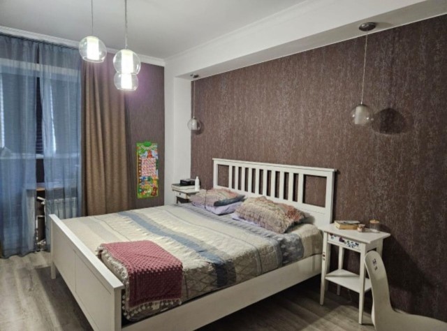 3 комн., Монолитно-каркасный, Автовокзал 3