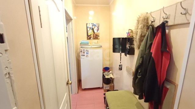 1 комн., 24 м², Хрущевка, Площадь Победы 6