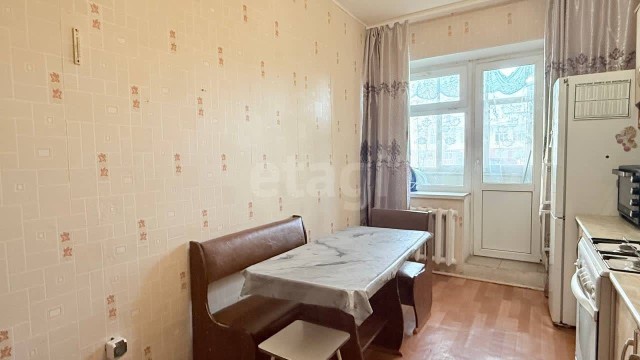 2 комн., 55 м², Инд. планировка, Площадь Победы 6