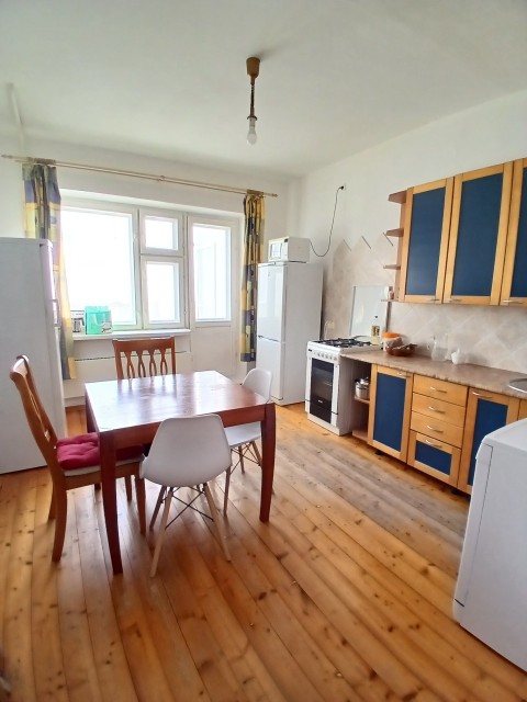 3 комн., 112 серия, Сахацирк 12