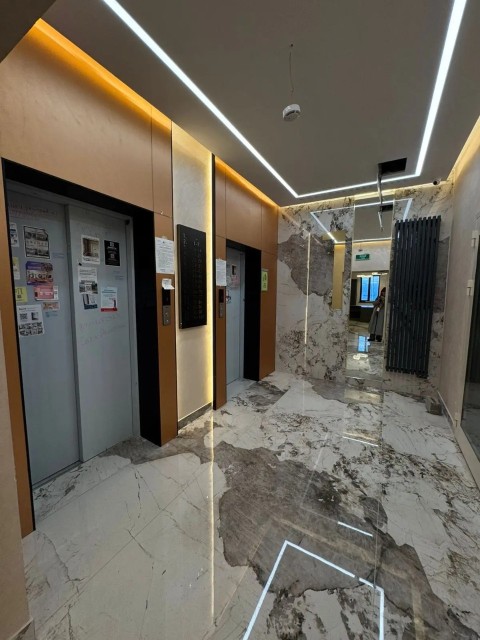 3 комн., 83 м², Монолитно-каркасный, Вилюйский тракт 3