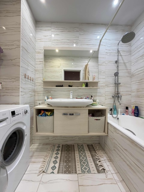 3 комн., 82 м², Монолитно-каркасный, Гимеин 6