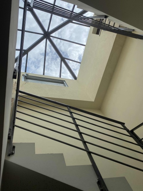 3 комн., 84 м², Блочный, Другие районы 4