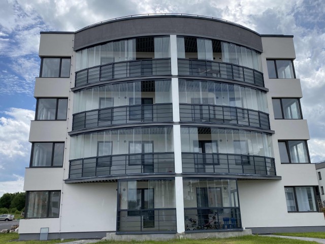 3 комн., 84 м², Блочный, Другие районы