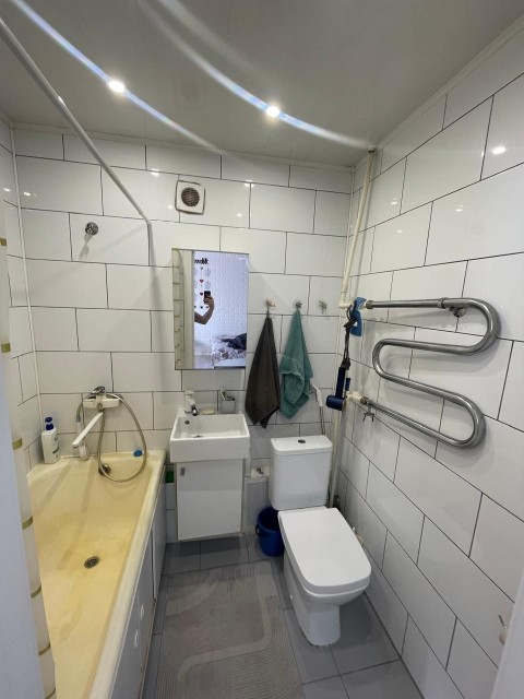 1 комн., Блочный, Центр - район пл. Орджоникидзе 7