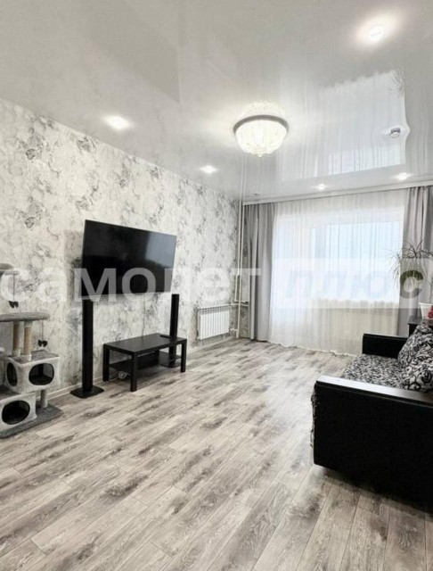 3 комн., 71 м², Блочный, Жатай 9