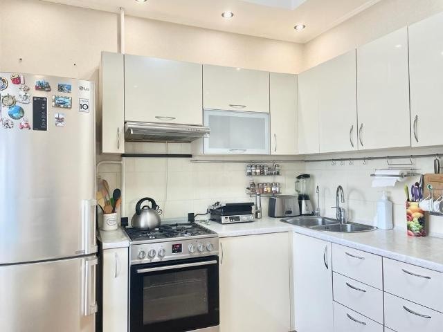 4 комн., 92 м², 112 серия, 202 мкрн.