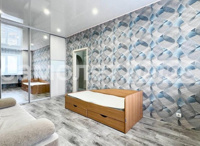 3 комн., 71 м², Блочный, Жатай 7