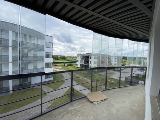 3 комн., 84 м², Блочный, Другие районы 8