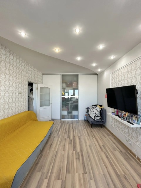 1 комн., 40 м², Другое, ДСК 3