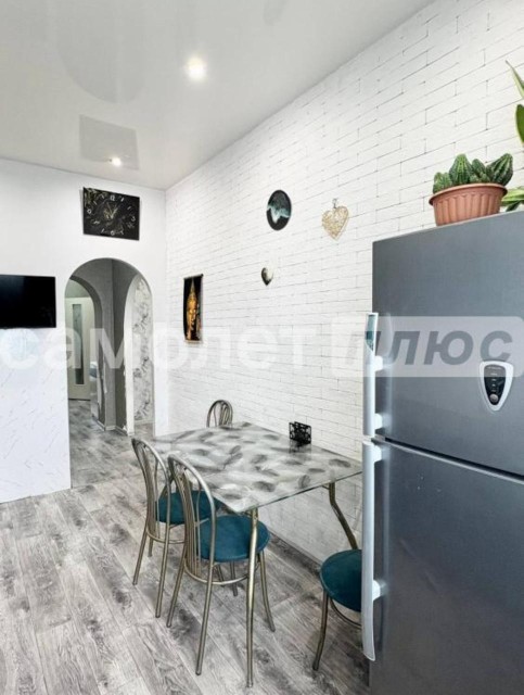 3 комн., 71 м², Блочный, Жатай 3