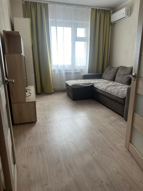 1 комн., 39 м², Монолитно-каркасный, Студгородок