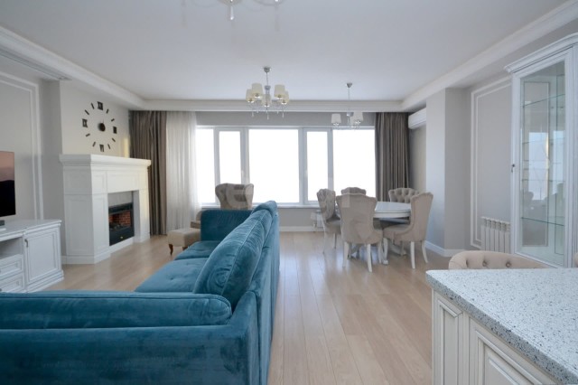 3 комн., 108 м², Монолитно-каркасный, 203 мкрн. 5