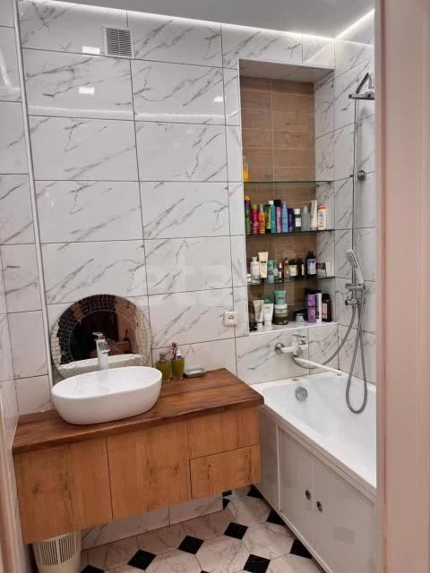 3 комн., 78 м², Инд. планировка, Студгородок 8