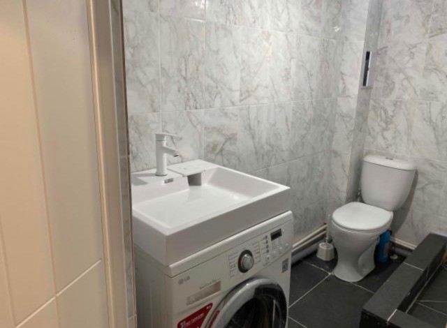 1 комн., 31 м², Каркасно-щитовой, Областная больница, рынок "Манньыаттаах" 4