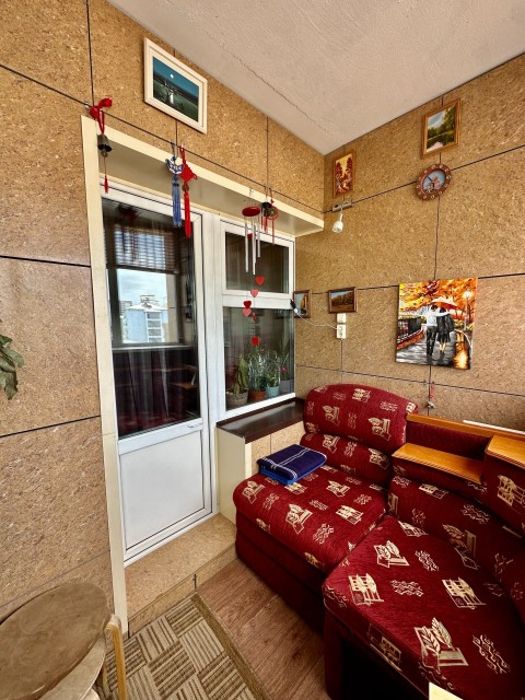 2 комн., 50 м², Монолитно-каркасный, Площадь Победы 14